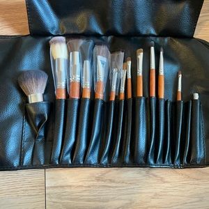 Vanity Planet makeup brush collection